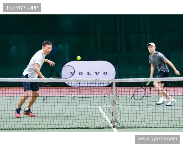 网球赛季迎来激烈角逐 新星崛起与老将争锋激发赛事新热潮