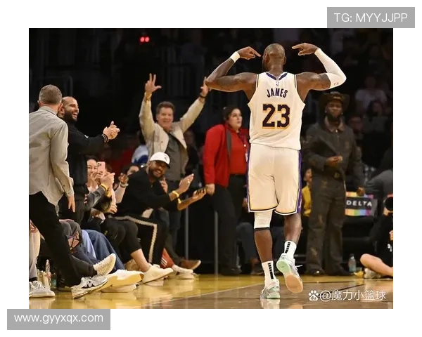 詹姆斯再创历史纪录 领衔湖人击败勇士迎来新赛季首胜 詹姆斯再创历史纪录 领衔湖人击败勇士迎来新赛季首胜